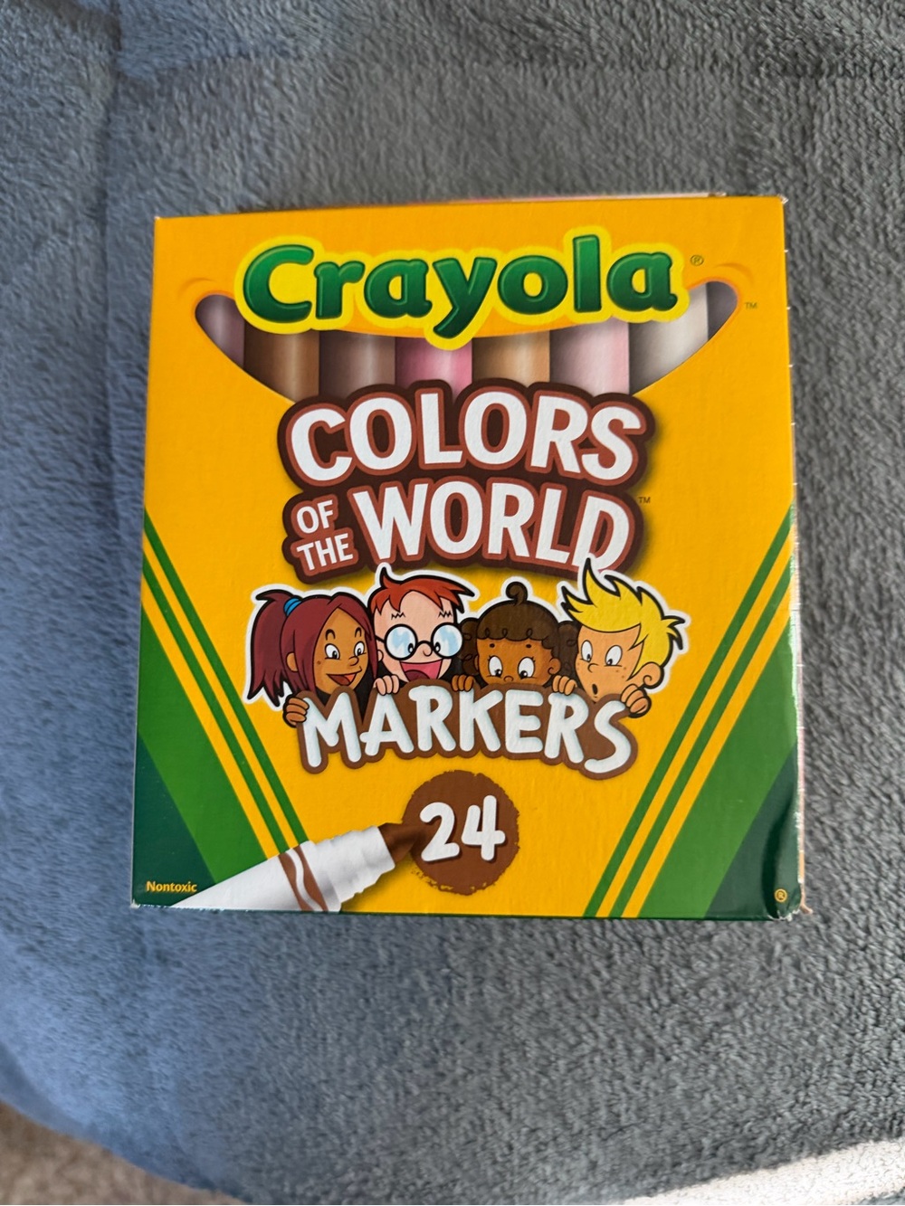 Crayola Colors of the World Markers - Yellow Box with Green Accents